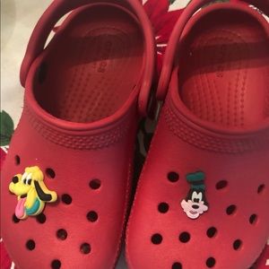 Kids Crocs Red with two Gibitz